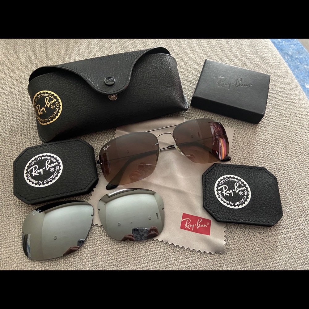 Ray Band glasses with two set of lenses